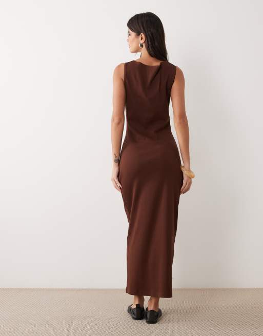 Miss Selfridge maxi cami-jurk met V-hals en picotrand in chocoladebruin, 3 van 4