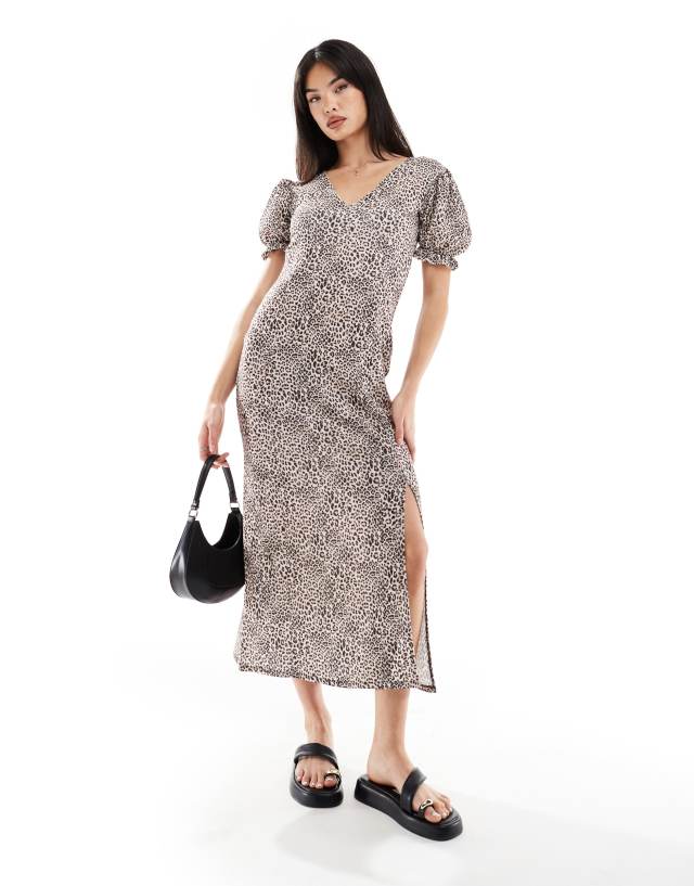 Miss Selfridge - maxi tea dress in leopard print