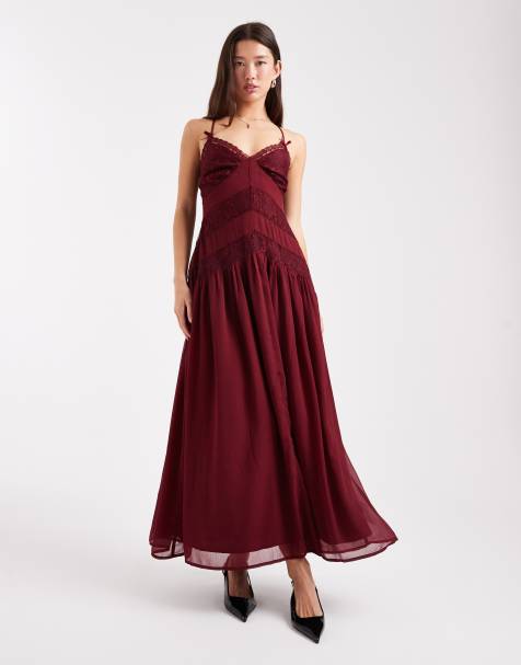 Miss Selfridge – Maxi-Trägerkleid aus Chiffon und Spitze in Blutrot - view 1