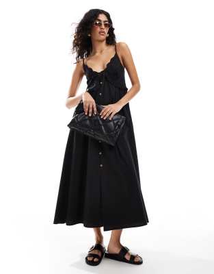 Miss Selfridge - Maxi-Trägerkleid in Schwarz mit Besatz und durchgehender Knopfleiste