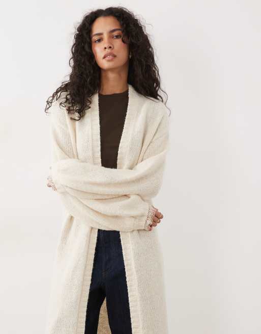Miss Selfridge maxi vest met kanten manchetdetail in oatmeal, 2 van 4