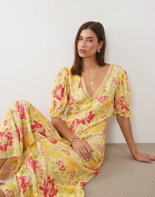 Miss Selfridge - Maxikjole med blondekant og knapper i sommerblomstermønster, 2 af 4