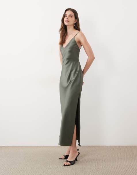Miss Selfridge Maxikleid im Slip-Stil mit Satindetail am Rücken in Khaki - view 1