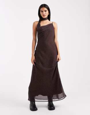 Miss Selfridge - Maxikleid mit Polka Dots, Wasserfallausschnitt und Bindedetail am Hals-Bunt