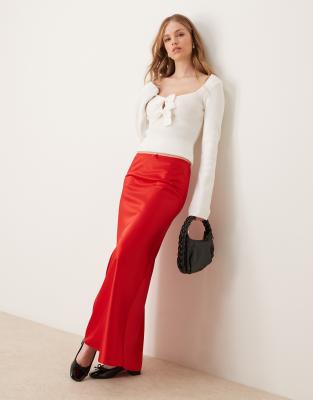 Miss Selfridge - Maxirock aus Satin-Rot