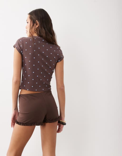 Miss Selfridge micro mini shorts with ruffle hem detail in chocolate, 5 of 5