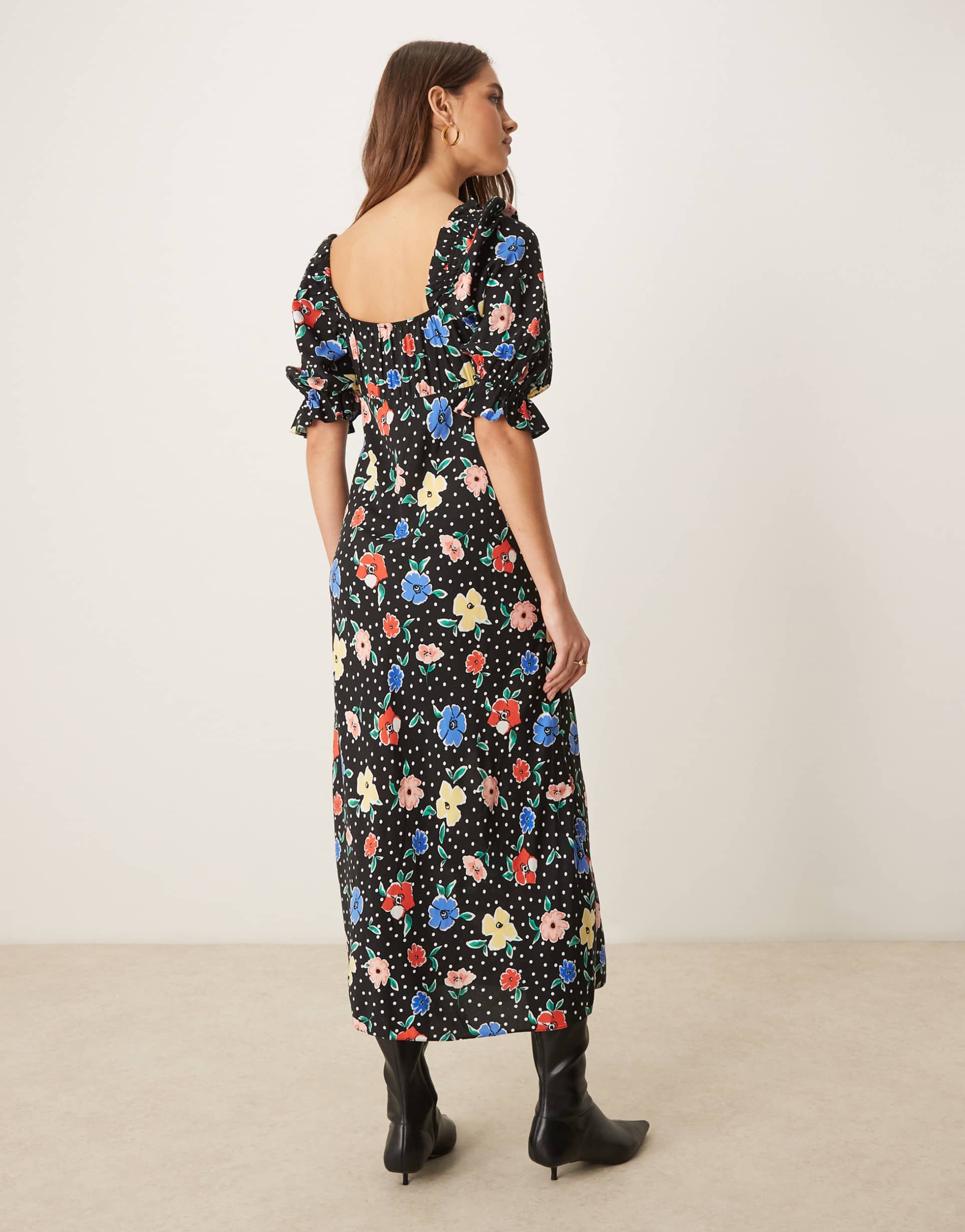 miss selfridge midi tea dress in floral print