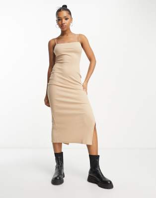 Miss Selfridge - Midikleid in Sand mit Riemchenträgern und Seitenschlitz-Brown