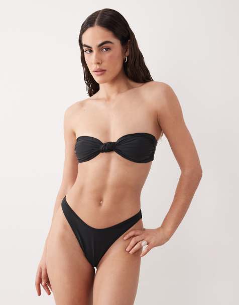 Miss Selfridge – Mieszaj i łącz – Czarna góra od bikini z ozdobnym węzłem i dekoltem bandeau - view 1