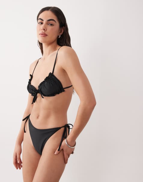 Miss Selfridge – Mieszaj i łącz – Czarna marszczona góra od bikini - view 1