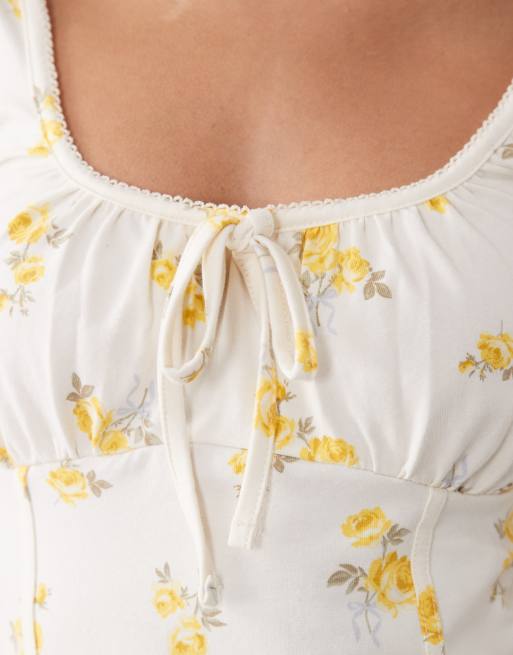 Miss Selfridge - Milkmaid-top med pufærmer og småblomstret print, 3 af 4