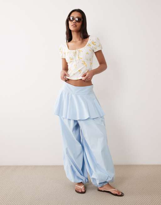 Miss Selfridge - Milkmaid-top med pufærmer og småblomstret print, 4 af 4