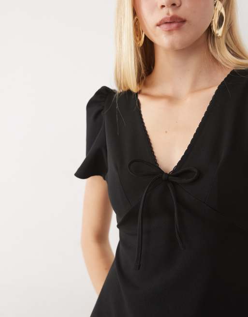 Miss Selfridge mini dress with puff sleeve in black, 3 of 4