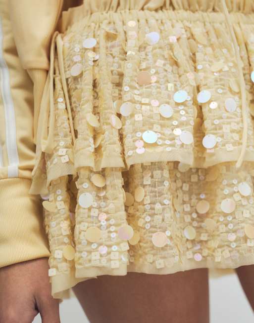 Miss Selfridge - Mini-jupe de plage de qualité supérieure à volants et sequins - Beurre, 4 de 9