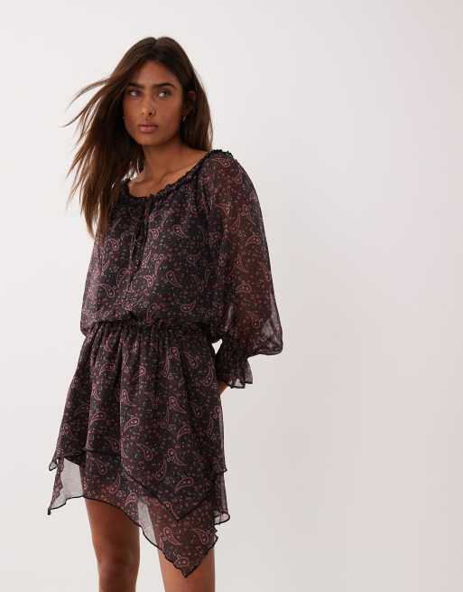 Miss Selfridge - Mini-jurk van chiffon met ruches en paisley motief, 2 van 4