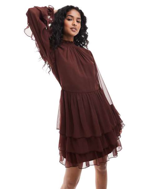 Miss Selfridge - Mini jurk van chiffon met ruches in bruin - view 1
