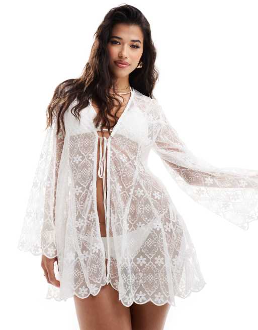 Miss Selfridge - Mini strandkimono van kant met golvende zoom in crème