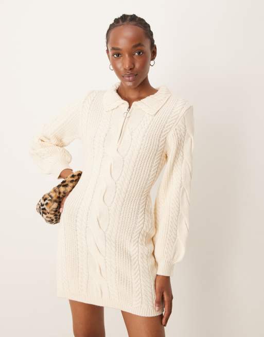 Miss Selfridge - Mini sweaterjurk met kabels en rits in crème