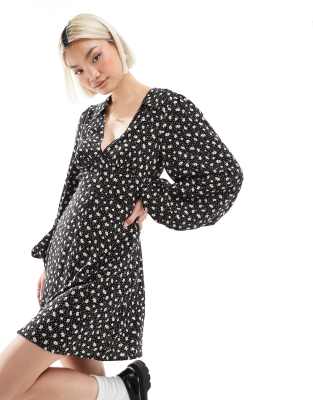 Miss Selfridge mini tea dress in ditsy floral print-Multi