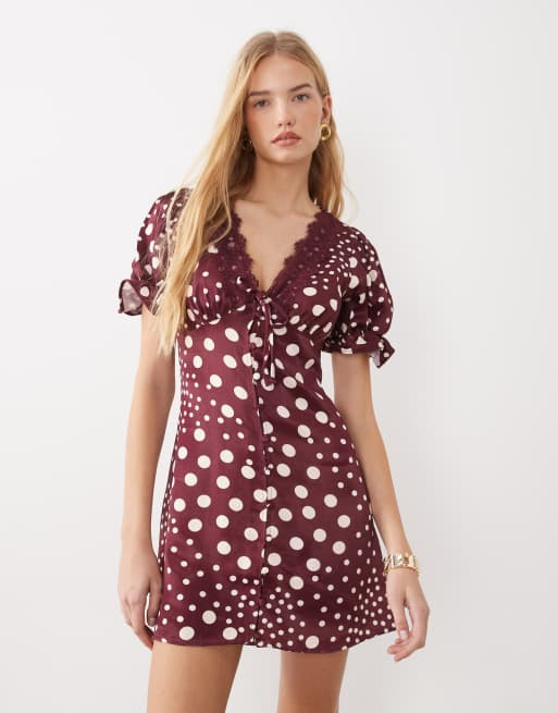 Miss Selfridge miniklänning i satin med spetskant och prickigt mönster, 2 av 4