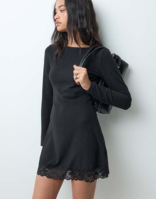 Miss Selfridge miniklänning med utsvängda ärmar och spetskant i svart, 4 av 5