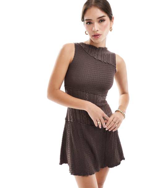 Miss Selfridge – Minikleid aus Spitzen-Mix in Schokobraun - view 1