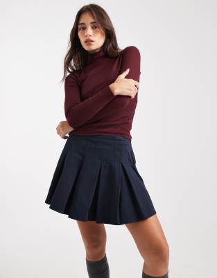 Miss Selfridge - Minirock in marineblauer Waschung mit Falten und femininem Design, Kombiteil