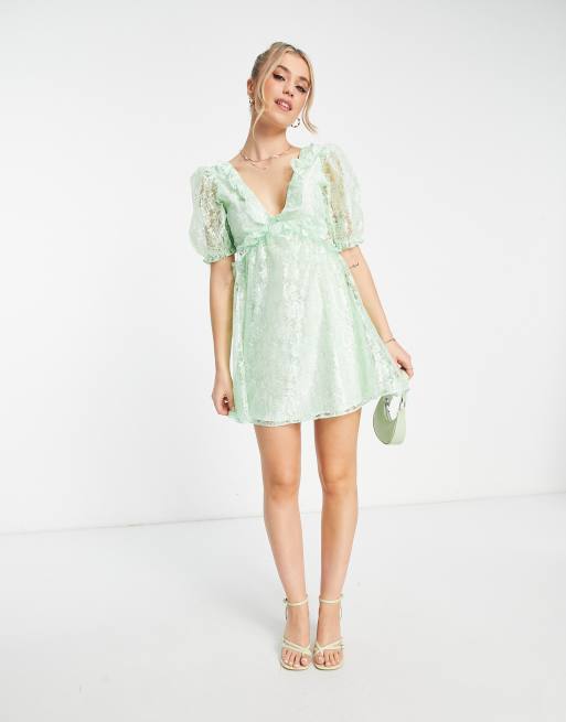 Miss Selfridge – Mintgrön miniklänning med utskurna detaljer och volang av spets, 3 av 4