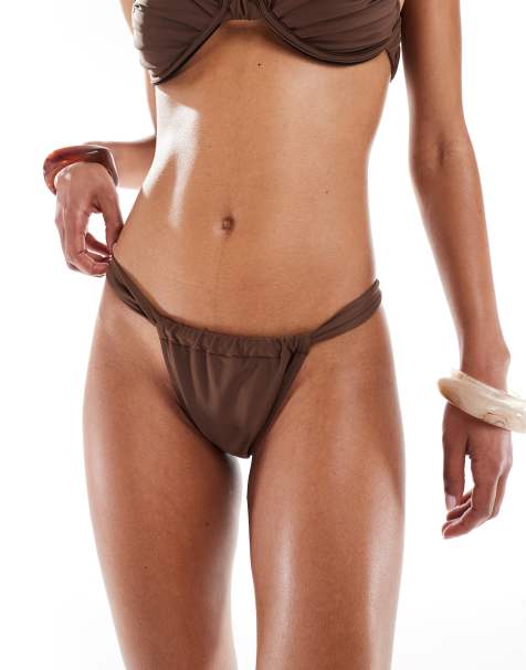 Miss Selfridge – Mix and Match – Bikinihose in Schokobraun mit hohem Beinausschnitt - view 1