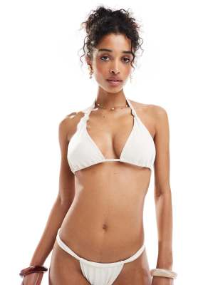 Miss Selfridge - Mix and Match - Geknotetes Triangel-Bikinioberteil in Cremeweiß