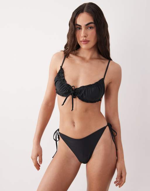Miss Selfridge – Mix and Match – Gekräuseltes Bikinioberteil in Schwarz, 3 von 4