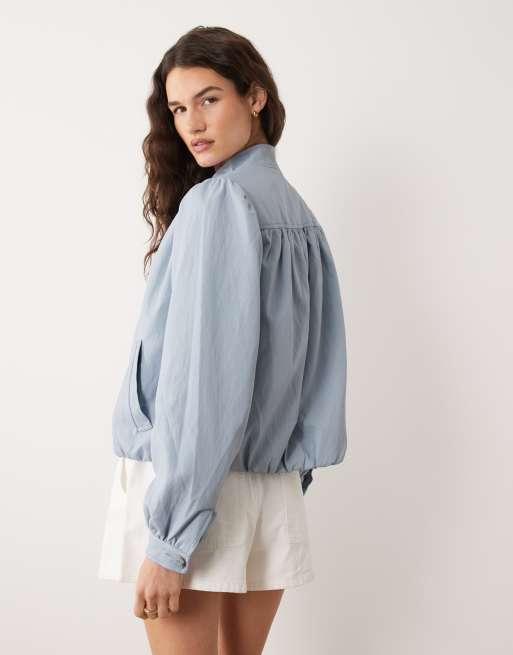 Miss Selfridge – Mjukblå jacka i läderimitation med indragen detalj, 2 av 4