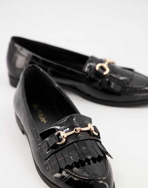 Miss Selfridge - Mocassini in ecopelle PU neri con dettaglio in metallo, 2 di 4