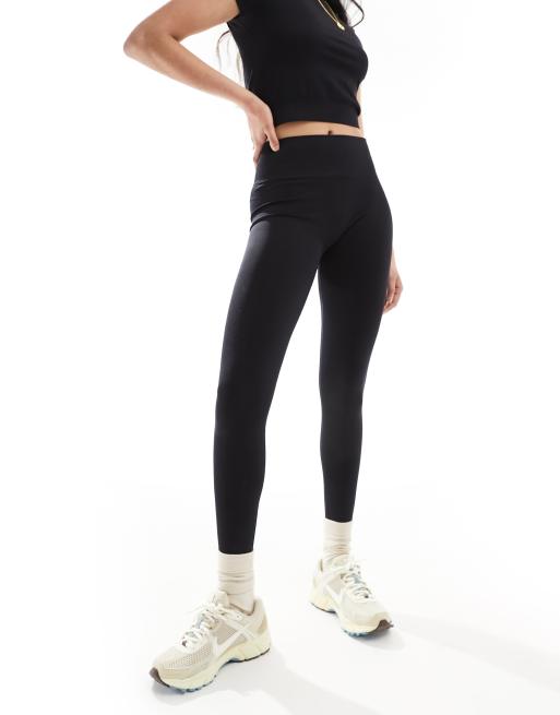 Only – Nahtlose Leggings in Schwarz mit hohem Bund