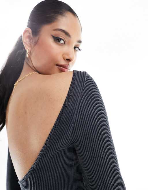Miss Selfridge – Nahtloses, geripptes, langärmliges Midikleid in verwaschenem Anthrazit, 2 von 4