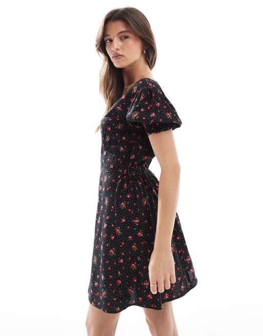 Miss Selfridge - Nette mini-jurk met V-hals en hartjesprint in zwart, 4 van 4