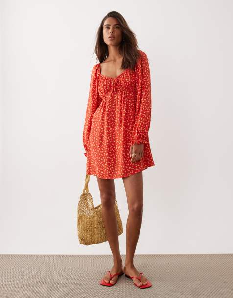 Miss Selfridge - Nette mini-melkmeisjesjurk met fijne print in rood - view 1