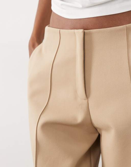 Miss Selfridge - Neutrale skræddersyede bermudashorts med blondekant, 5 af 5