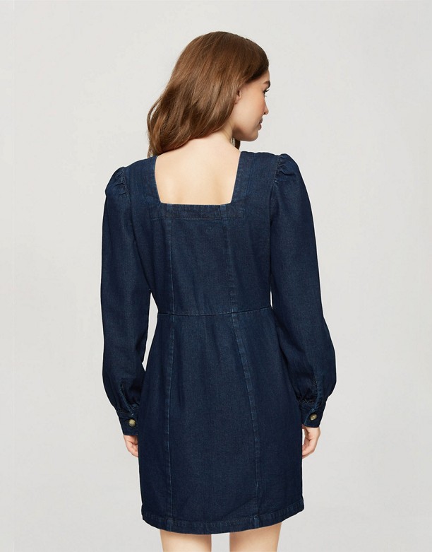 Miss Selfridge – Niebieska sukienka jeansowa z kwadratowym dekoltem Niebieski Do Sklepu 