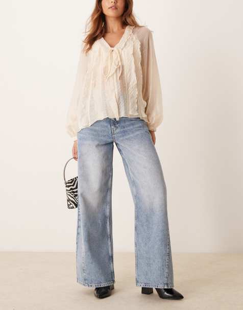 Miss Selfridge – Niebieskie sprane jeansy z szerokimi nogawkami - view 1
