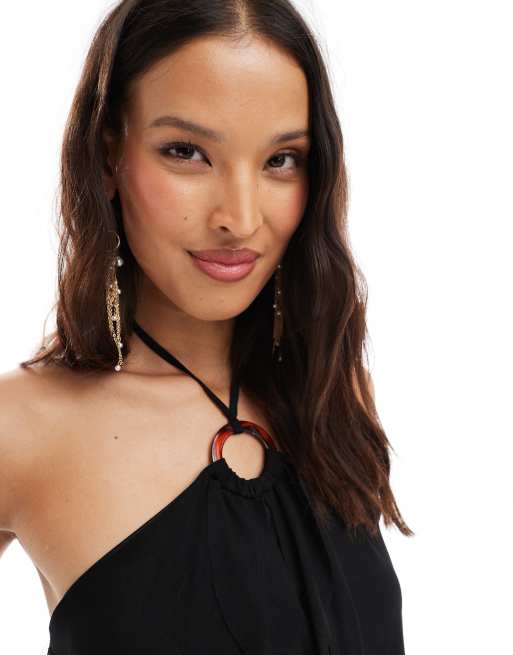 Miss Selfridge o-ring ruffle split front top in black, 4 of 4