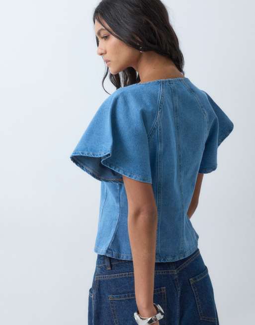 Miss Selfridge Oberteil aus Denim mit Volantärmeln in mittlerer Waschung, 4 von 5