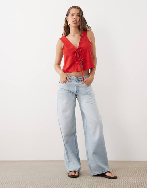 Miss Selfridge – Oberteil aus Leinenmix in Rot mit geschnürter Vorderseite, 2 von 4