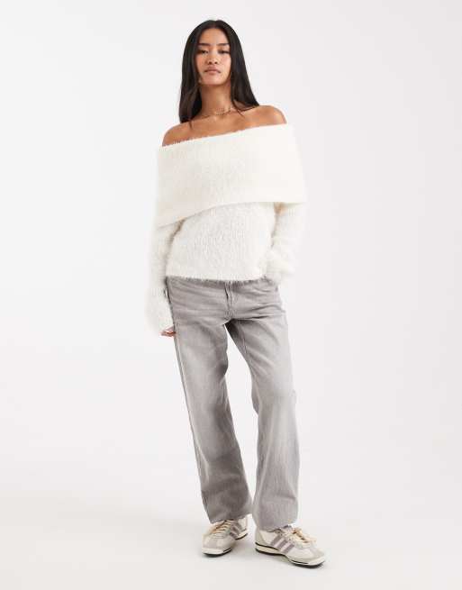 Miss Selfridge – Oberteil in Creme mit umgeschlagenem Carmen-Ausschnitt, 3 von 4