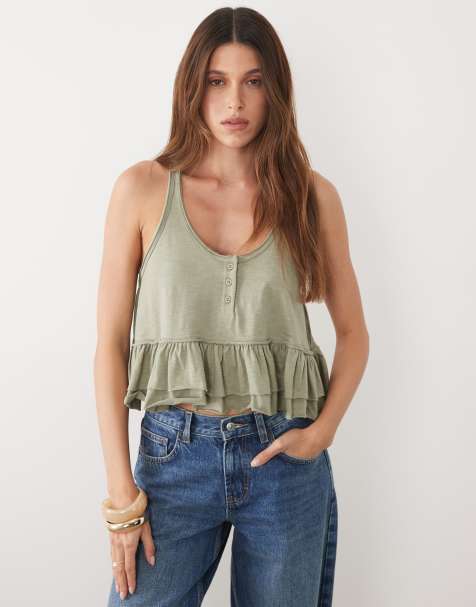 Miss Selfridge Oberteil mit Schößchen-Saum und durchgehender Knopfleiste in Khaki - view 1