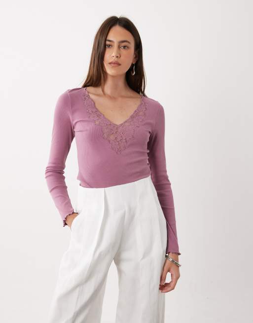 Miss Selfridge Oberteil mit Spitzeneinsatz und langen Ärmeln in Mauve, 3 von 4