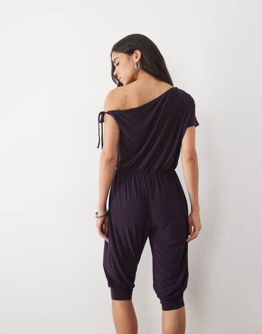 Miss Selfridge off shoulder capri jumpsuit in dark purple, 3 of 4