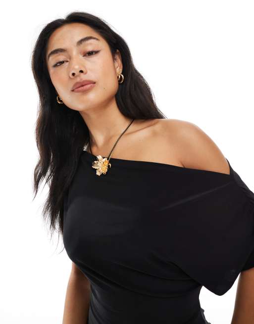 Miss Selfridge off the shoulder playsuit in black, 3 of 4