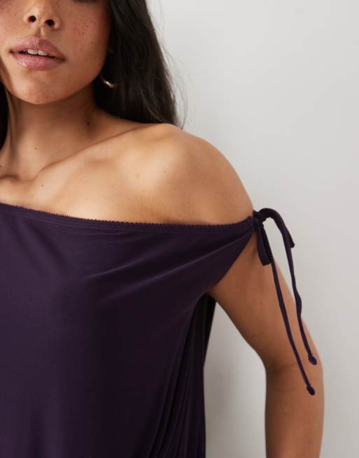 Miss Selfridge offshoulder capri-jumpsuit i mørklilla, 4 af 4