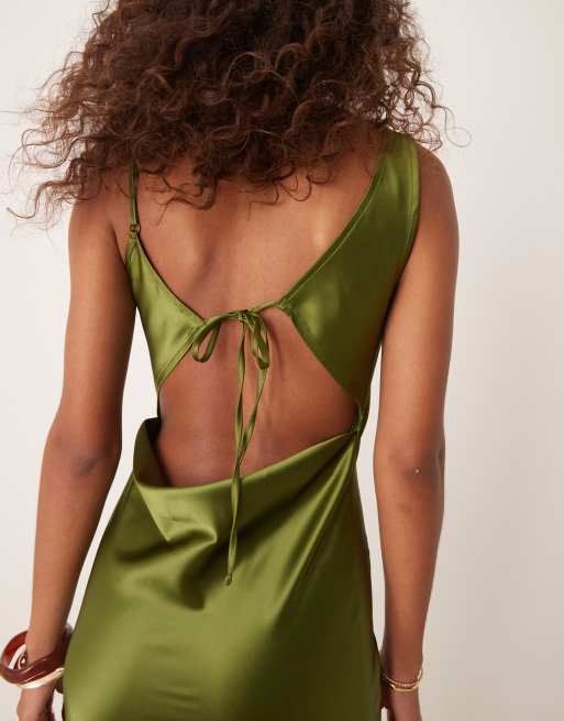 Miss Selfridge - Olivengrøn slip-midikjole i satin med vandfaldsudskæring, 2 af 4